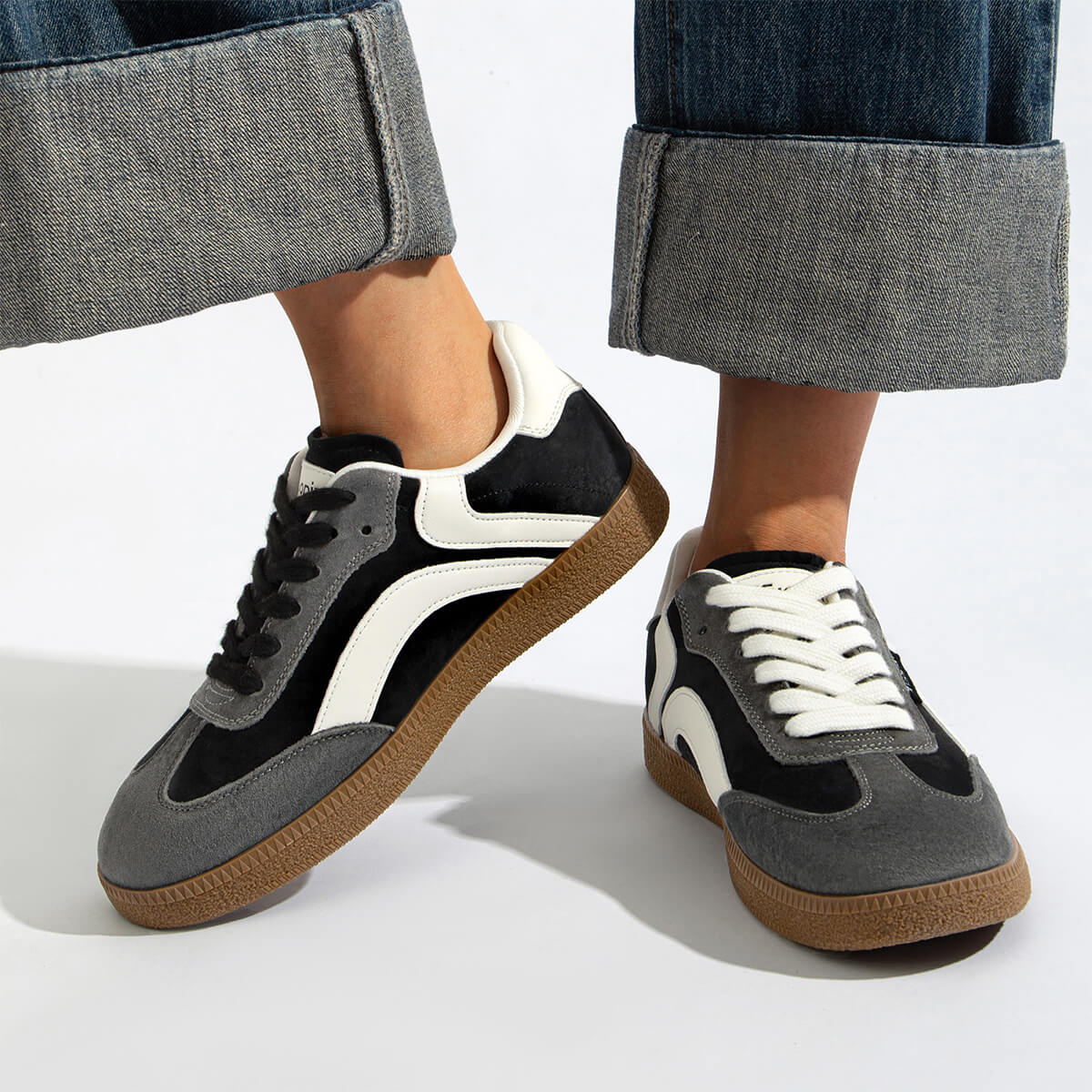 Archive Low-Top Sneakers-Black