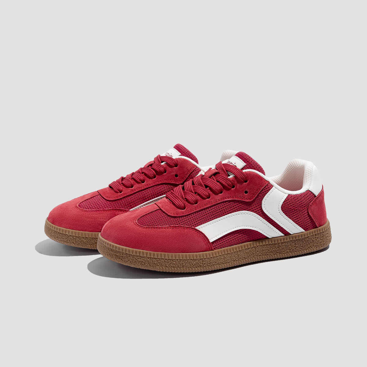 Minimalist Low-Top Sneakers