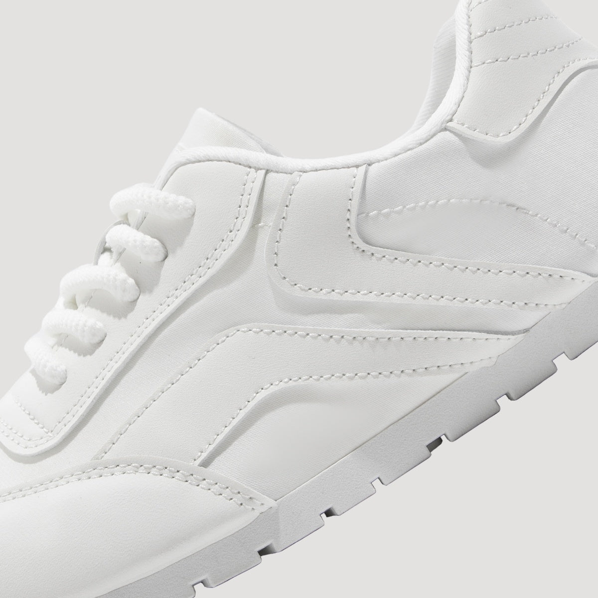 Everyday Pace Sneakers White