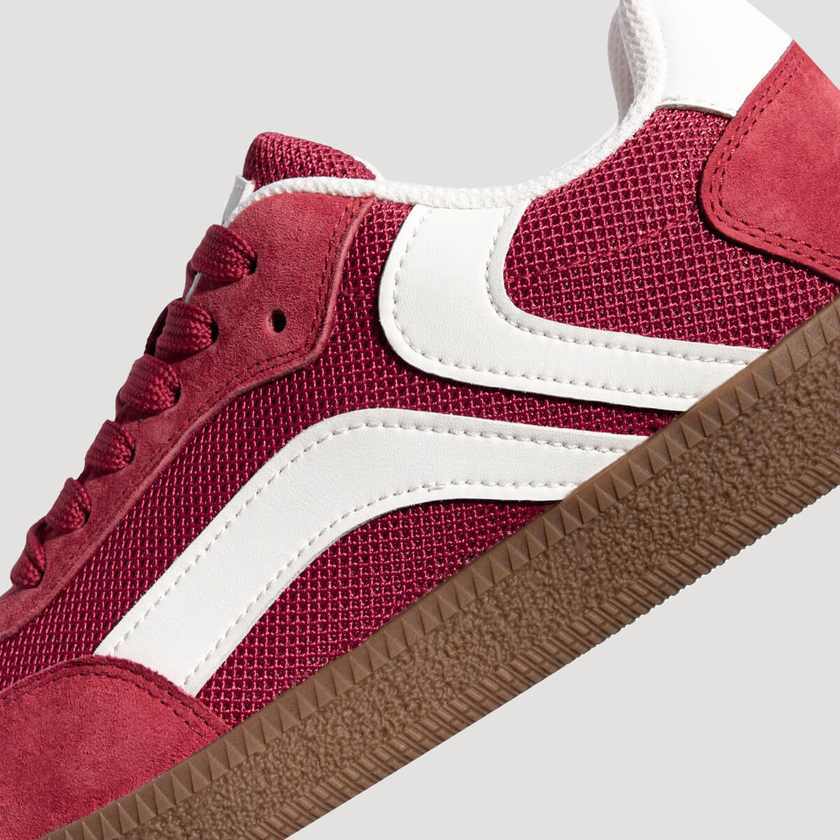 Tuopin Minimalist Low-Top Sneakers Crimson — Pair View