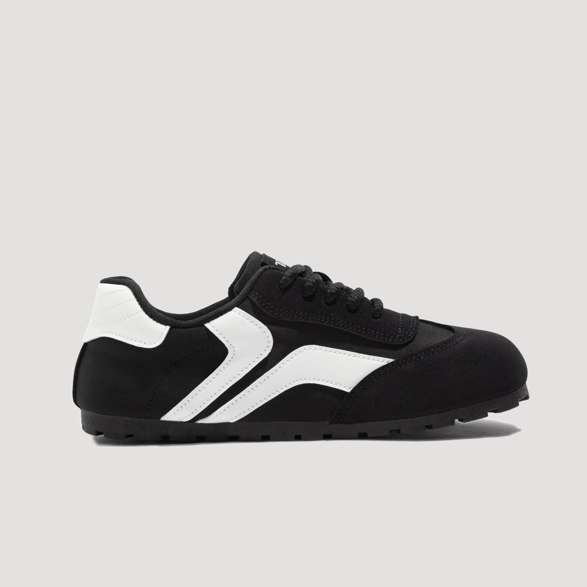 Everyday Pace Sneakers Black