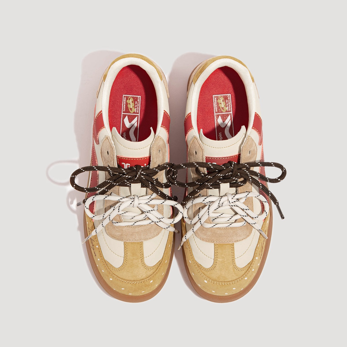 Hamburger Retro Sneakers